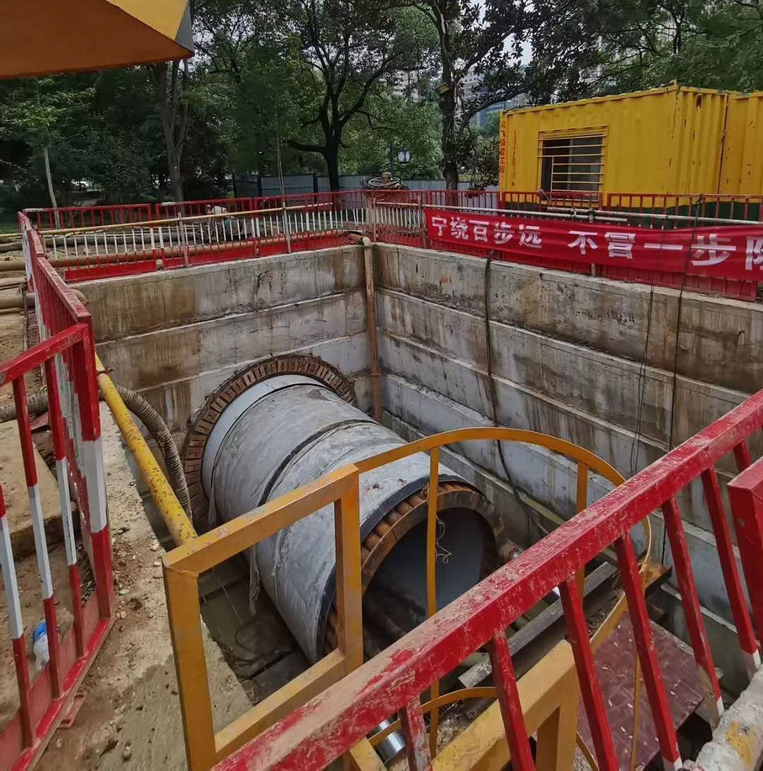 呼和浩特市电力管网施工现场