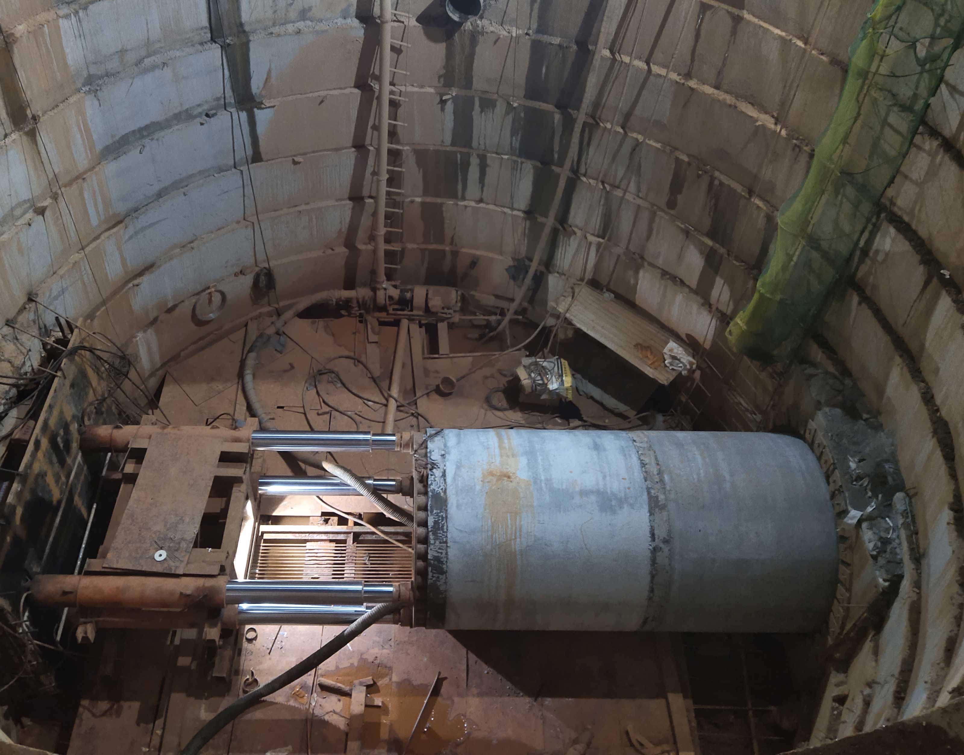 中国水电泰国拉玛三路地下电缆工程