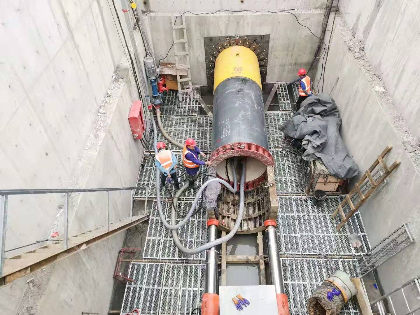 祝贺苏州1600钢管顶管工程顺利贯通