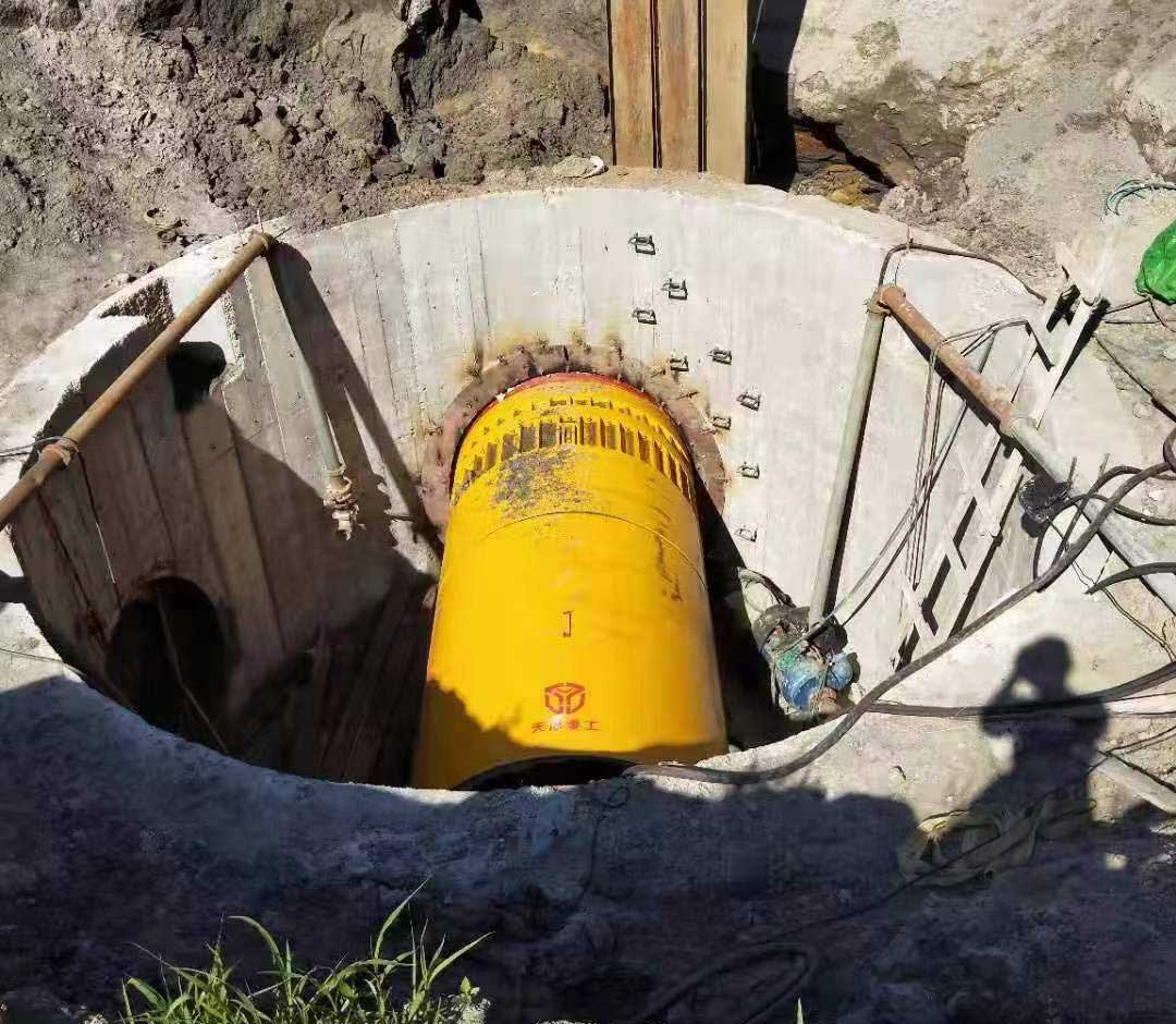 齐齐哈尔卵石顶管工程顺利顶通